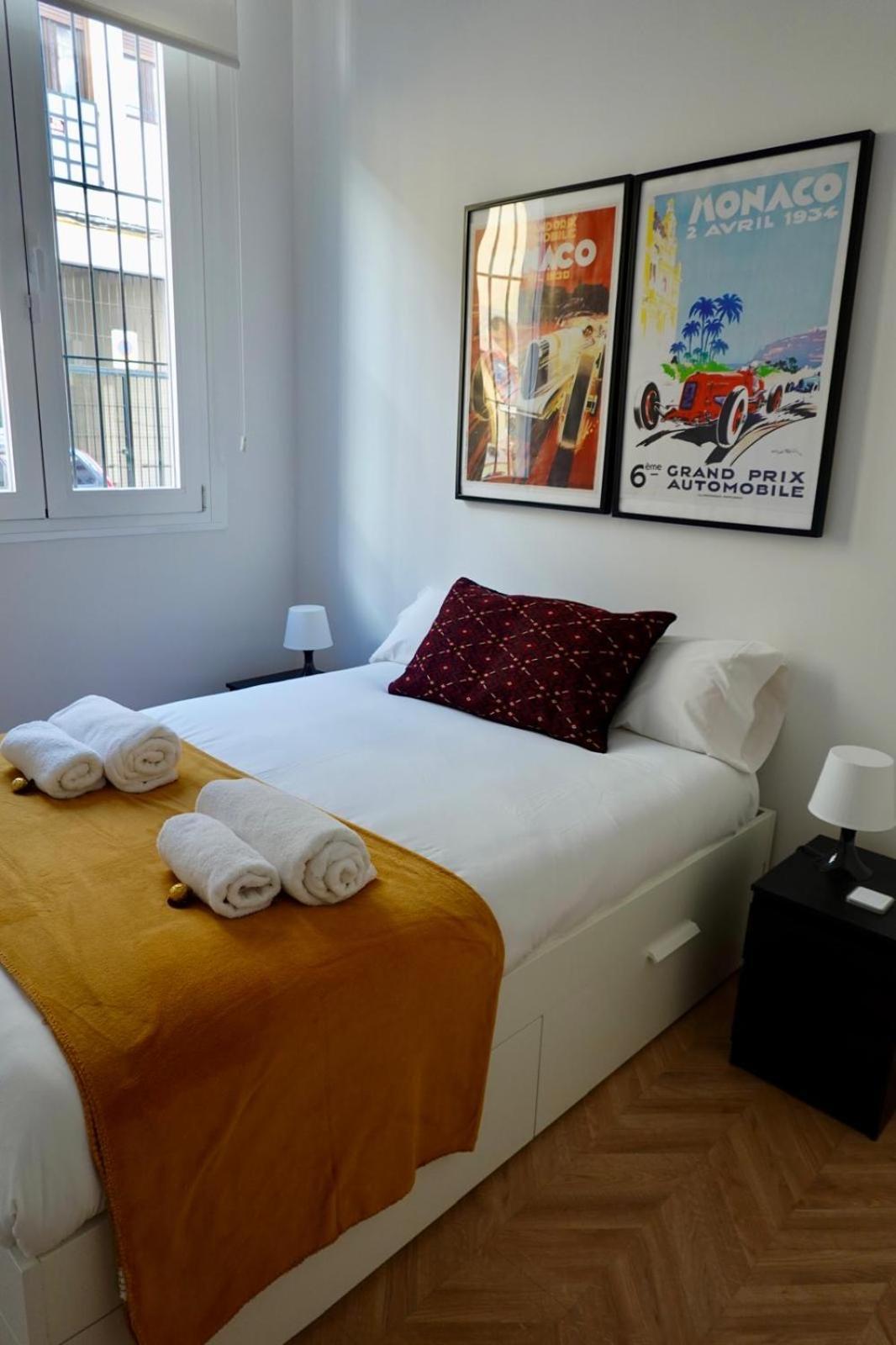Peral Boutique Apartaments Севиля Екстериор снимка