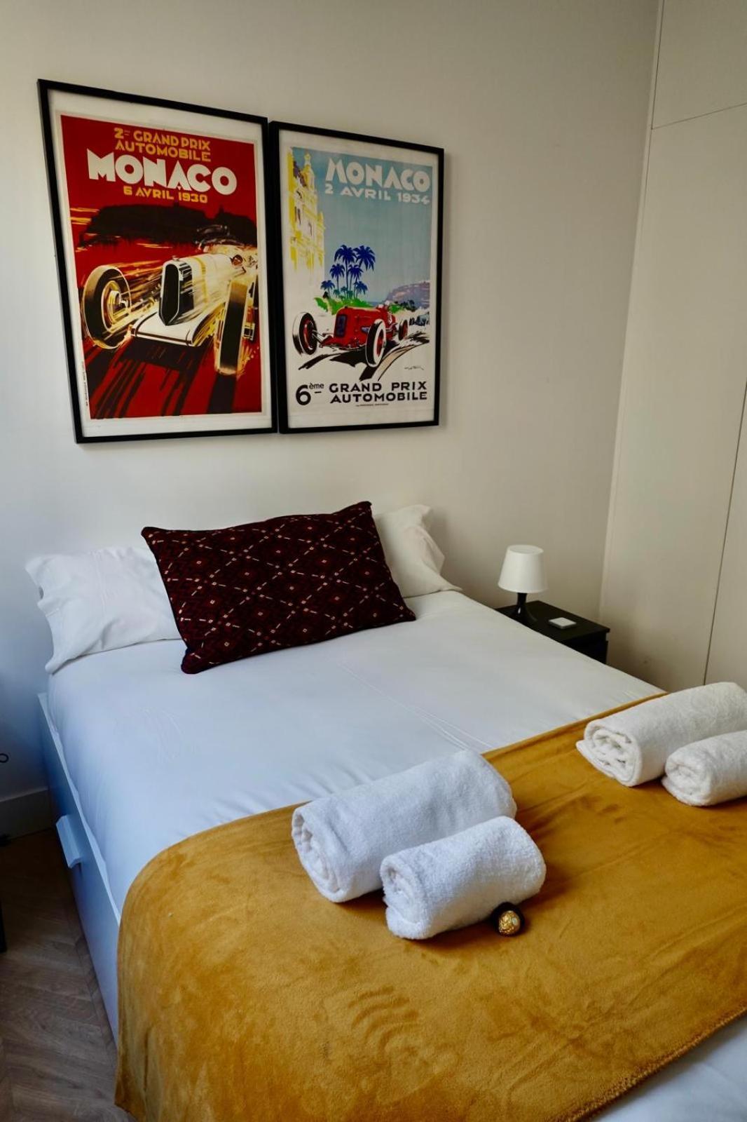 Peral Boutique Apartaments Севиля Екстериор снимка