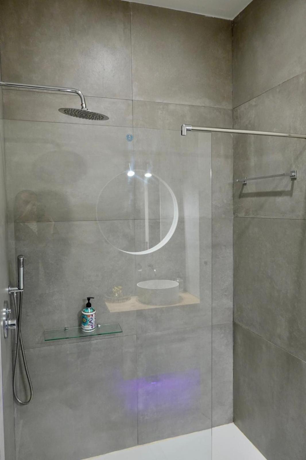 Peral Boutique Apartaments Севиля Екстериор снимка